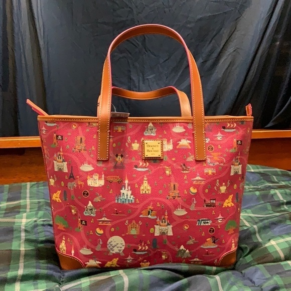 Dooney & Bourke Handbags - NWT DOONEY & BOURKE Disney Parks Park Life Tote